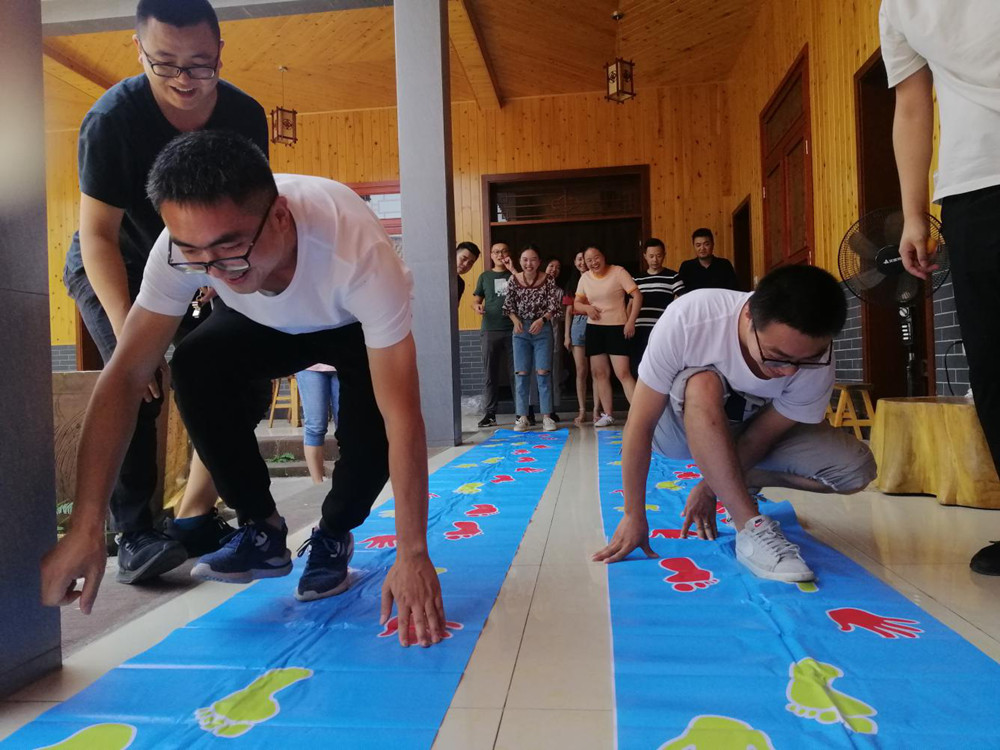 �����l(f��)չ��˾�����w�������������ġ������l(f��)չ��˾�_չ����Ȥζ���